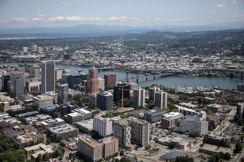 How to Choose the Right Neighborhood Dispensary in Portland, OR